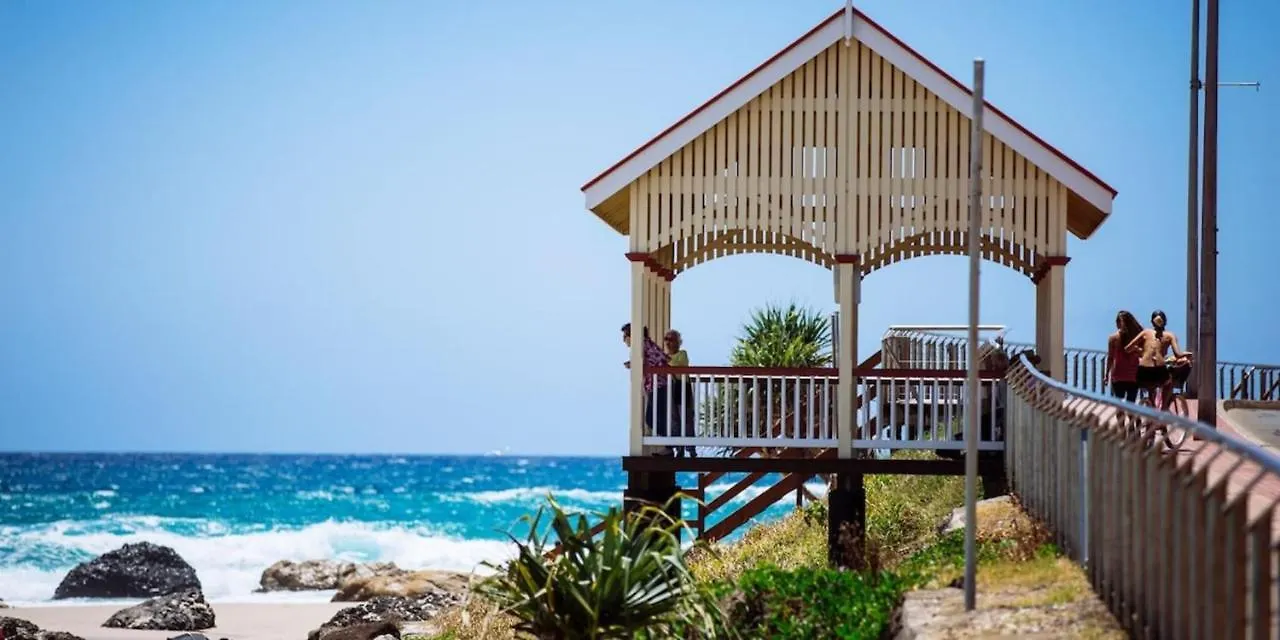 Lovely 1 Bedroom Apartment Steps To The Beach Gold Coast