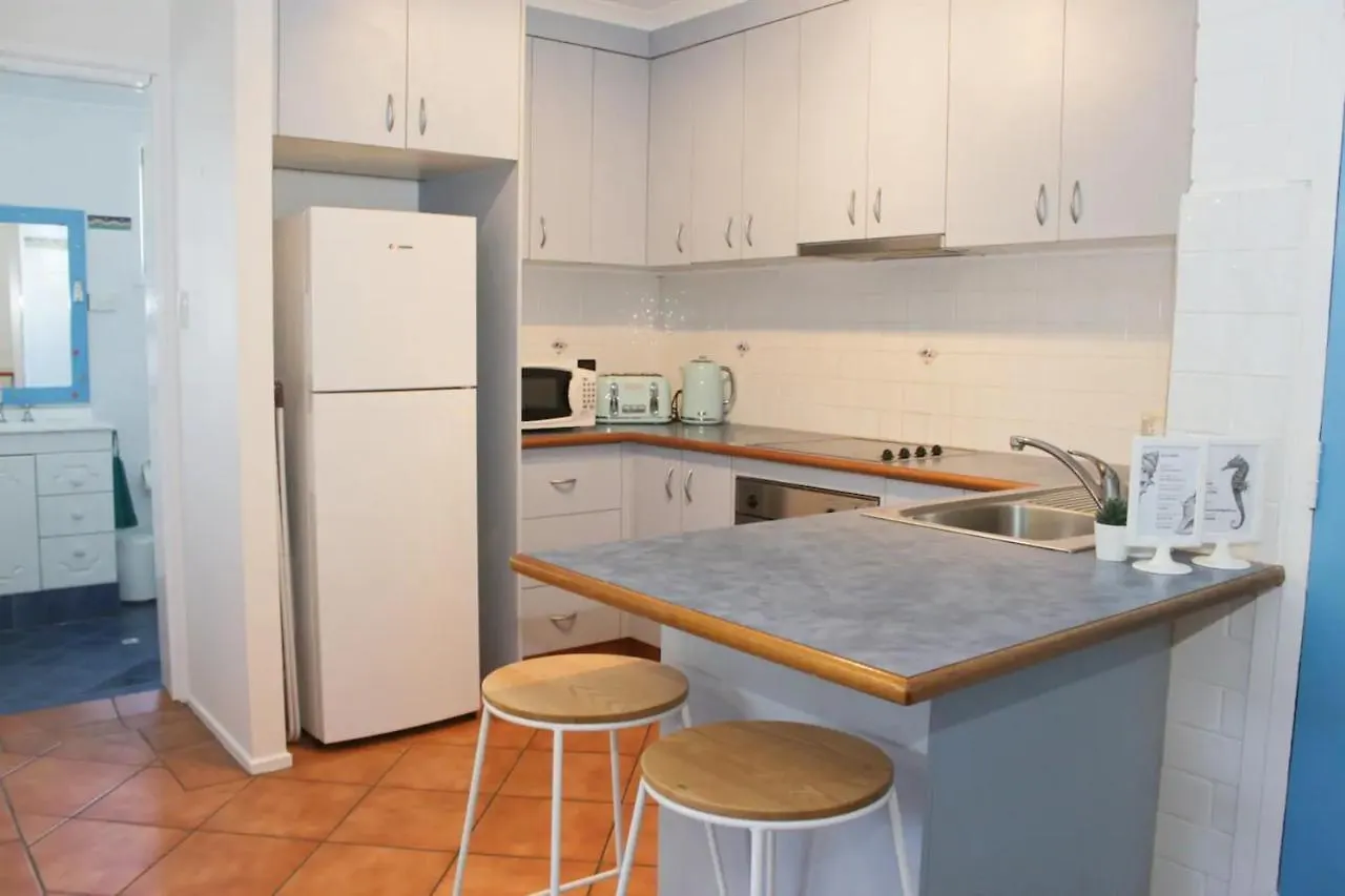 Lovely 1 Bedroom Apartment Steps To The Beach Gold Coast