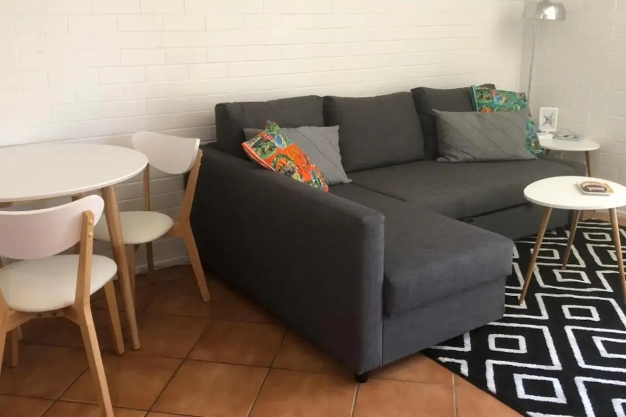 Lovely 1 Bedroom Apartment Steps To The Beach Gold Coast